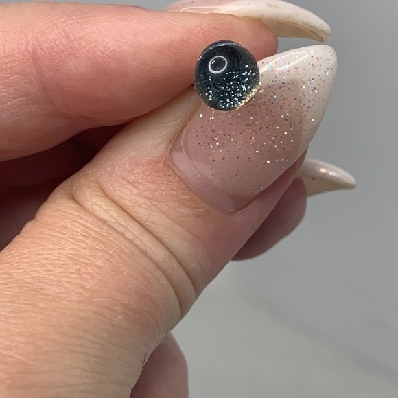 Murano Glass Midnight-sky ear studs - Picture 4 of 7